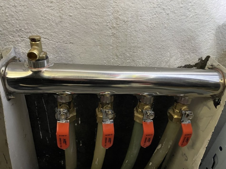 광주 난방 물보충 에러 – 분배기 미세누수로 인한 문제 해결 - 광주광역시 배관 시공 사진 5