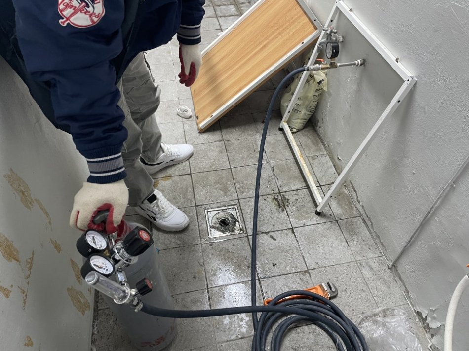 광주 월산동 주택 직수배관 누수 수선 - 광주 남구 월산동 배관 시공 썸네일