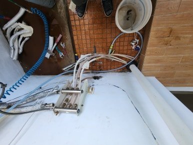 햇빛으로 인한 엑셀 파이프 부식 누수 배관 수리 - 광주광역시 배관 시공 사진 4